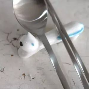 손으로 하나씩 만드는 애니멀 수저받침 2P세트 젓가락받침