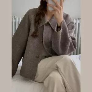 여자 카라넥 싱글 울 헤링본 숏 핸드메이드 코트 (11441111A)