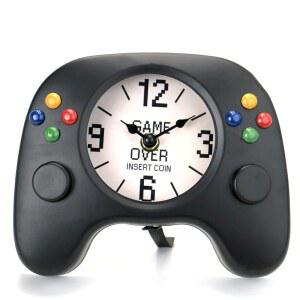 AOROTOE 게임 컨트롤러 책상 벽시계 u2013 빈티지 게이머 선물 장식 침실 사무실 또는 게임룸을 위한 게임패드 모양의 시계 소년 청소년 남성을 독특한 비디오