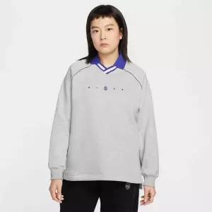 [나이키]스포츠웨어 플리스 여성 오버사이즈 그래픽 폴로 탑 - 043 IF0257 399377