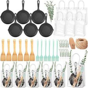 게임 우승자를 위한 Vesici 47pcs 베이비샤워 경품 6세트 게스트 선물 5.5인치 주철 스푼 프라이팬 버터 스프레드 인공 유칼립투스 스템 파티 호의에 감사 카드 가방