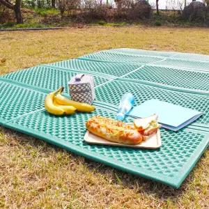 1+1 리빙코디 국내산 2단 접이식 캠핑매트 돗자리
