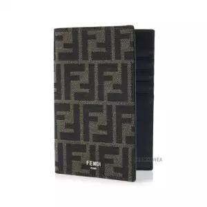 [라벨루쏘]  SS25 남성 셀러리아 여권지갑 7M0282 ALWK F0L3T