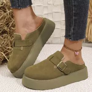 여성 두툼한 솔 버클 키높이 겨울 심플 스타일 보온 포근한 기모안감 슬리퍼