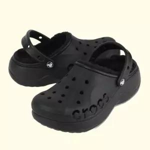 [크록스]바야 플랫폼 라인드 208708-001 샌들 슬리퍼 방한화 남녀공용 730124