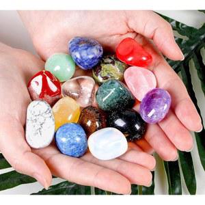 DUQGUHO 15피스 불규칙한 꽃병 차크라 스톤 바위 쿼츠 초보자 벌크 텀블드 광택 바닥 풍경 천연 크리스탈 장식 컬러 원석 필러 레이키 세트 에너지