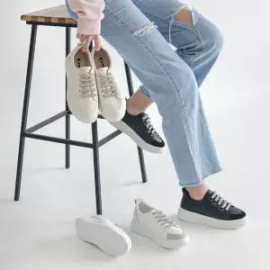 [eTV] 올리 트윙클 키높이 큐빅 끈 쿠션 스니커즈 4cm