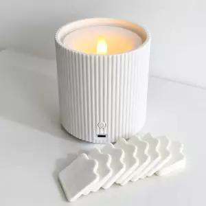 에센셜 오일용 워터리스 디퓨저 무연 캔들 LED 3D 윅 12PCS 코튼 패드가 있는 사실적인 플레임