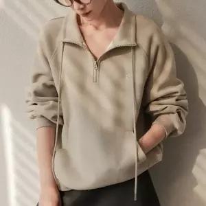 [탑온탑]뮤트 루즈핏 아노락 하프집업 맨투맨