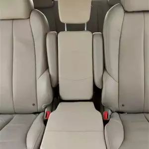 보조시트 가운데 더뉴 접이식 등받이 리무진 중간 열 차량