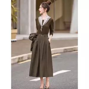 피로달 여성용 가을 캐주얼 베스트++미니스커트 스카프 정장세트 세트 3종 HO3