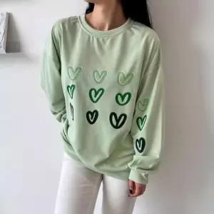 [의류] 여성 루즈핏 맨투맨 하트맨투맨 프린팅티셔츠 긴팔티