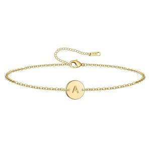 여성용 Ovian 이니셜 참 브레이슬릿 18K 금도금 스테인리스 스틸 코인 디스크 각인 문자 개인화된 모노그램