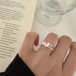 [디작소]여성 실버 925 언밸런스 더블 나비 오픈 반지 (34444644)