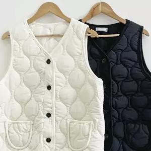 [셀러허브 패션]퀼팅 패턴 단추 조끼 311K541S 빅사이즈 여성 (11714429A)