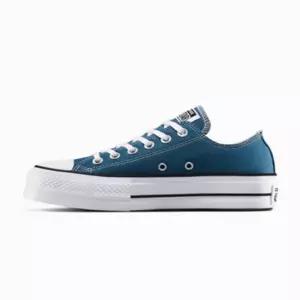 CONVERSE 컨버스 척테일러 올스타 리프트 슬래커 블루 여성 로우탑 캔버스화 A12961C 976991