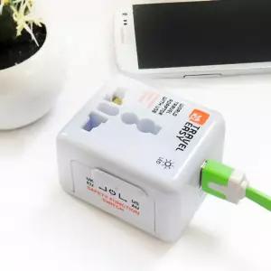 USB고급일체형 멀티아답터/멀티탭/여행용/플러그/멀티/어뎁터/아답터/해외/여행/변압기/110V/돼지코/어댑터