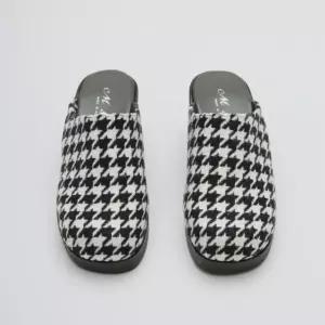 |CCS7ED7|여성 하운드투스 디자인 통굽 웨지 뮬 슬리퍼