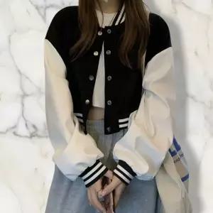 아트박스/신상오픈런 여성용 세미크롭 배색 야구 점퍼 봄가을용