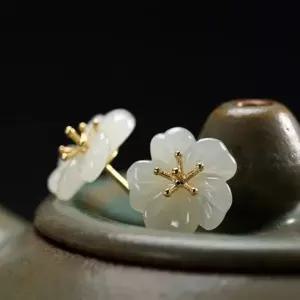 ( )옥 매화 시리즈 S925 백옥 자연주의 귀걸이 꽃 상감