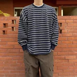 스트라이프 오버핏 긴팔 단가라 맨투맨