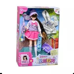 인형놀이 캐릭터 패션 인형 열일곱미미 공원에서 보드타기