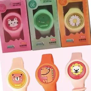 어린이 캐릭터 실리콘 손목밴드 야외활동 벌레퇴치 팔찌  외출용 착용형 여름철