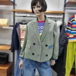 베네통/애플아울렛/마혼방 더블 숏 자켓/BAJKA1431