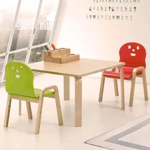 토리 자작원목 유아 책상 테이블