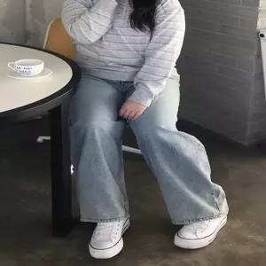 라이트 워시 무드 벌룬 와이드 뒷밴딩 팬츠