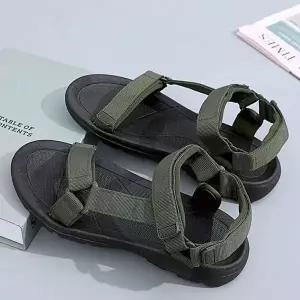 [에이치플러스몰]남성 발편한 스트랩 샌들 여름 데일리 기본 슬리퍼 경량 밴딩