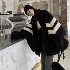 여성 오버핏 두줄 배색 뽀글이 집업 양털 점퍼 시보리 epW2+5cbz