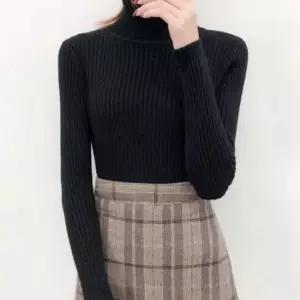 도톰한 따뜻한 포근한 두께감 골지 겨울 목폴라