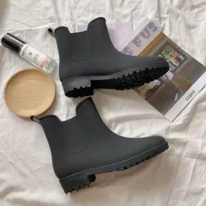 여자 패션 발목 장화 가벼운 레인부츠 성인 방수 신발 aoD9+8AMI