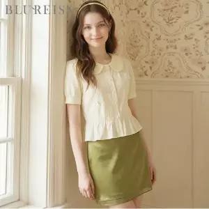 [블루레이스] 플랫카라 리본 프릴 블라우스_B6M1BL5551