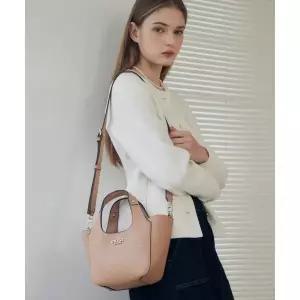 매장정품 게스 GUESS 헬리나_HELNA 미니 토트백 HP1A3A18 1256196