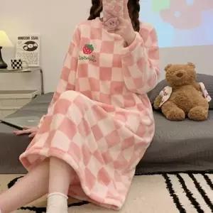 딸기 바둑 패턴 기모 롱 원피스 잠옷 파자마