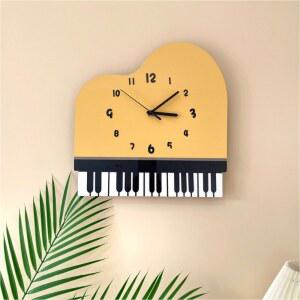피아노 벽시계 학원 노란색 멜로디언 25CM 음악 장식 개업선물 집꾸미기 거실 악기