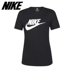 [나이키] 우먼스 스포츠웨어 에센셜 아이콘 퓨처 반팔티 DX7906_010_