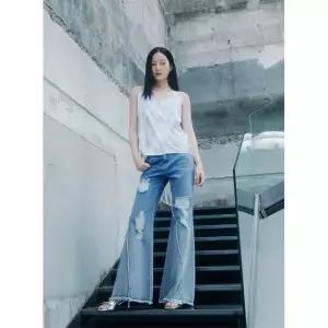 [롯데백화점]에고이스트 절개 포인트 부츠컷 데님팬츠(ER2DP461)