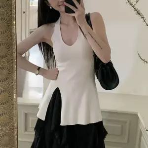 [오노마] ONM G126908_홀터넥 니트 슬릿롱나시 슬릿트임 나시티셔츠