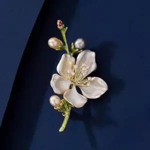 벚꽃 모티브 미니 진주 옷핀 새봄 브로치 지르코니아 화이트 옷핀브로치 패션브로치 새봄브로치 미니브로치