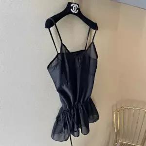 [미나그램] 렌츠 레이어드 나시블라우스