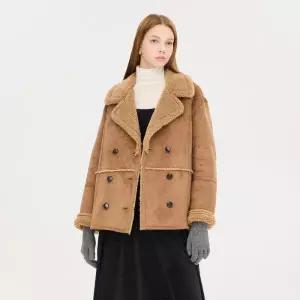 [시슬리]더블 버튼 인조 무스탕_SALEC2561