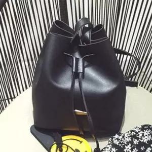 여성용 XML993C7 베이직 추천 깔끔 심플 꾸안꾸 데일리 크로스