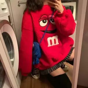 M&M 엠엔엠 맨투맨 2color 양털 뽀글이 오버핏 우정 티셔츠