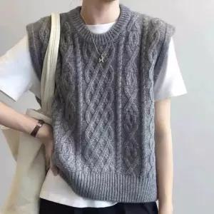 베이직 꽈배기패턴 니트조끼 도톰해서 따뜻한 베스트 [AYD6923]