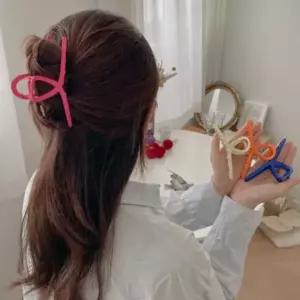 GGD 슬림 비비드 컬러 꼬임 헤어 집게핀 XND3+5jMa