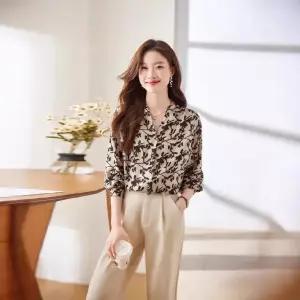 블랙팬서 여친 실크 프린트브이넥 셔츠여춘추항주상잠사셔츠 상의 OPH3