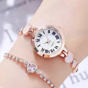 밋밋한 손목코디 여성시계 하트 슬라이드 로즈골드 디자인 여성용 팔찌형 시계